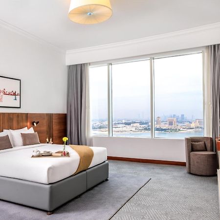 فندق سمرست الخليج الغربي الدوحة المظهر الخارجي الصورة A bedroom at the hotel